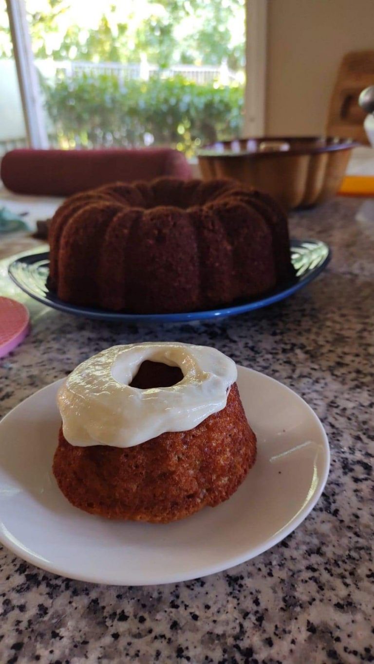 Whole Grain Apple Spice Bundt Cake