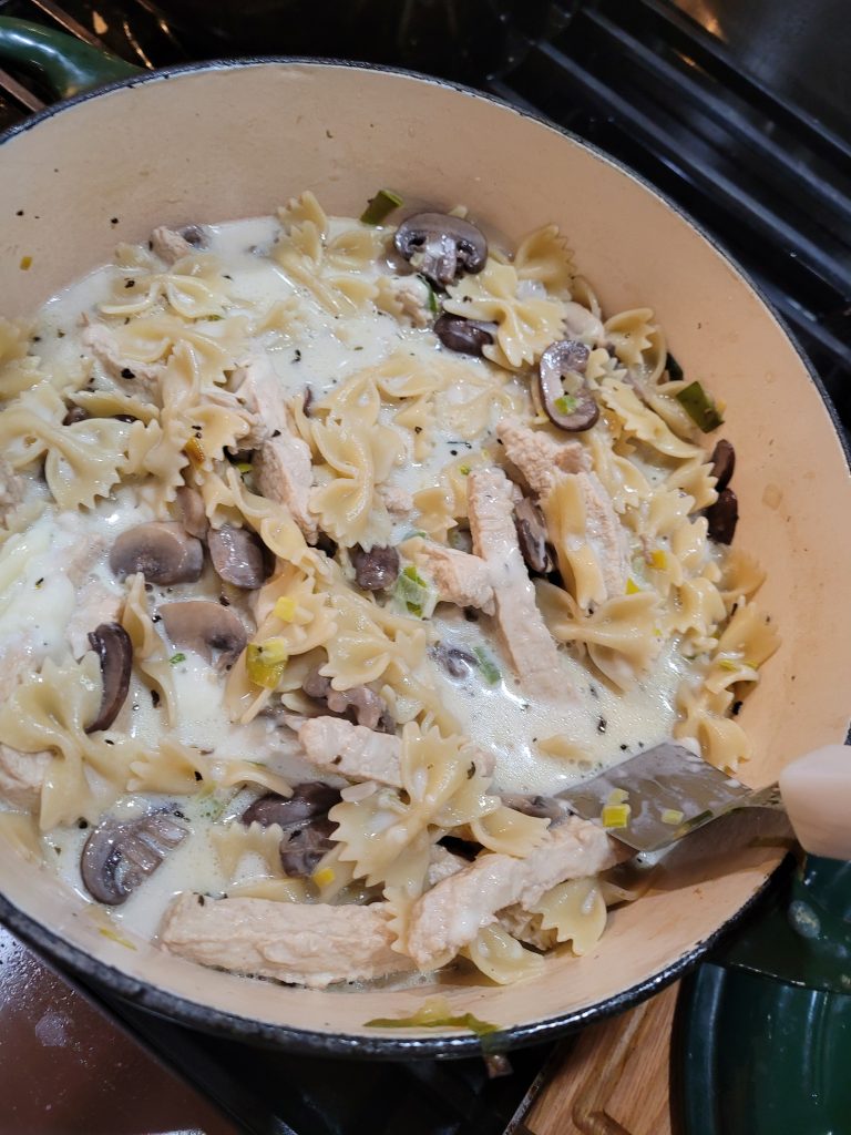 One Pot Mushroom Chickie Bowties