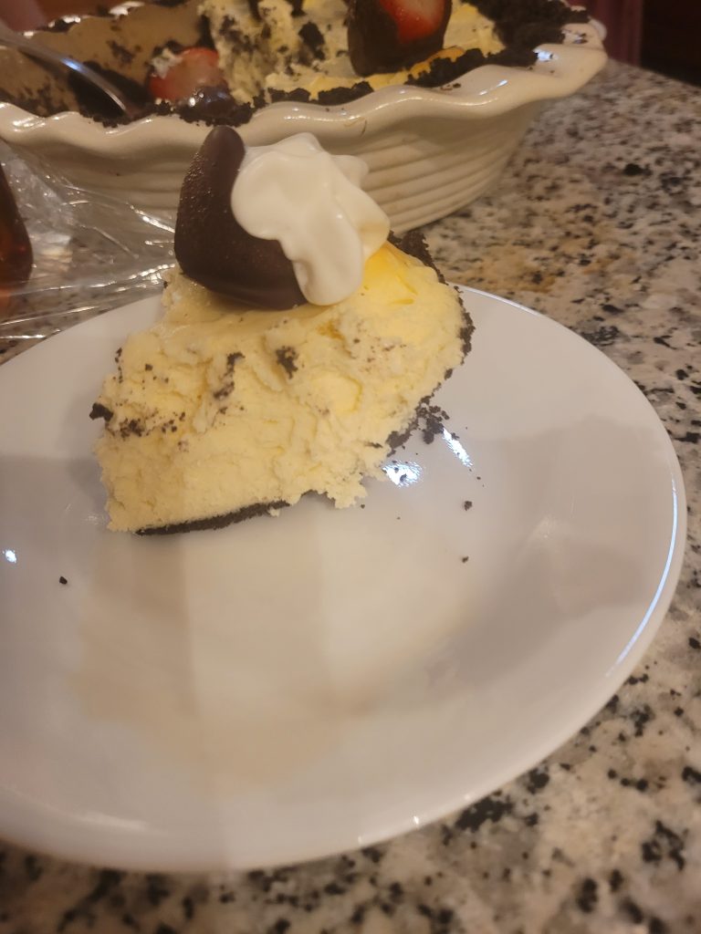 Easy Cookie Crumb Cheesecake